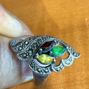 Elegant Silver Ring with Multicolor Gemstones